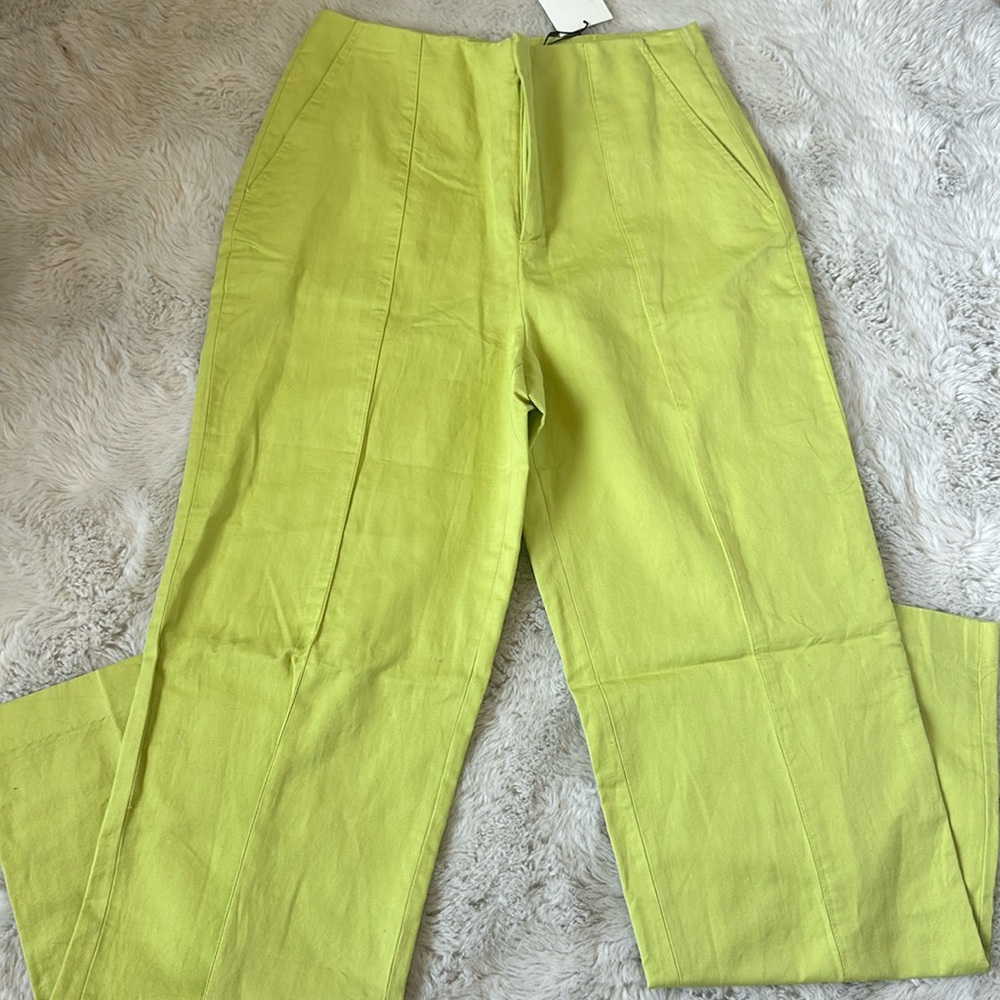 Zara Green Straight Leg Pants with Crisp Crease Never worn